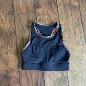 Fabletics High-neck Purple and Black Leopard Sports Bra XS